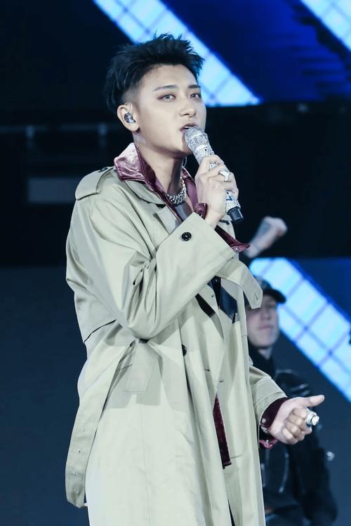 娱乐圈歌手医生_歌手圈娱乐医生是谁_歌星医生是谁