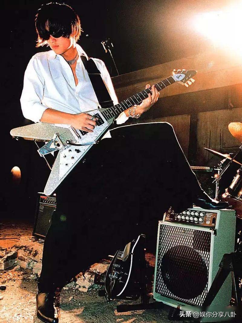 谢霆锋PO朝霆后期公司_谢霆锋淡出娱乐圈_谢霆锋影视后期技术发展