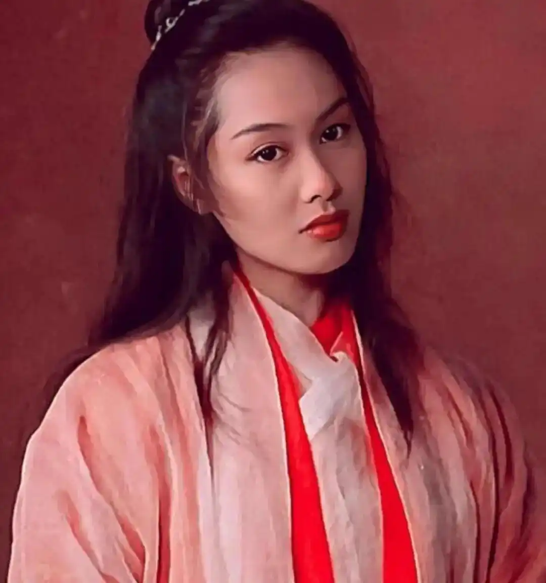 可惜，貌美如花却身高不足，6女星样貌与身高成谜