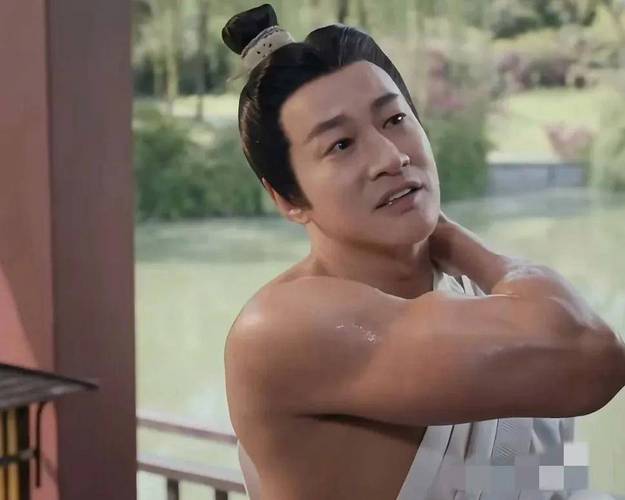 娱乐圈的肌肉型男_娱乐圈十大肌肉男_娱乐圈肌肉型男